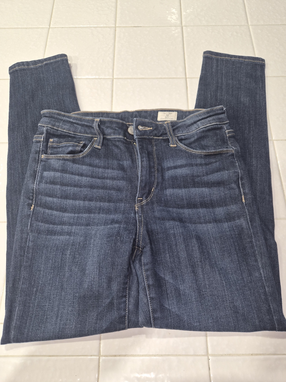 Women's Skinny Jeans in Dark Indigo Blue